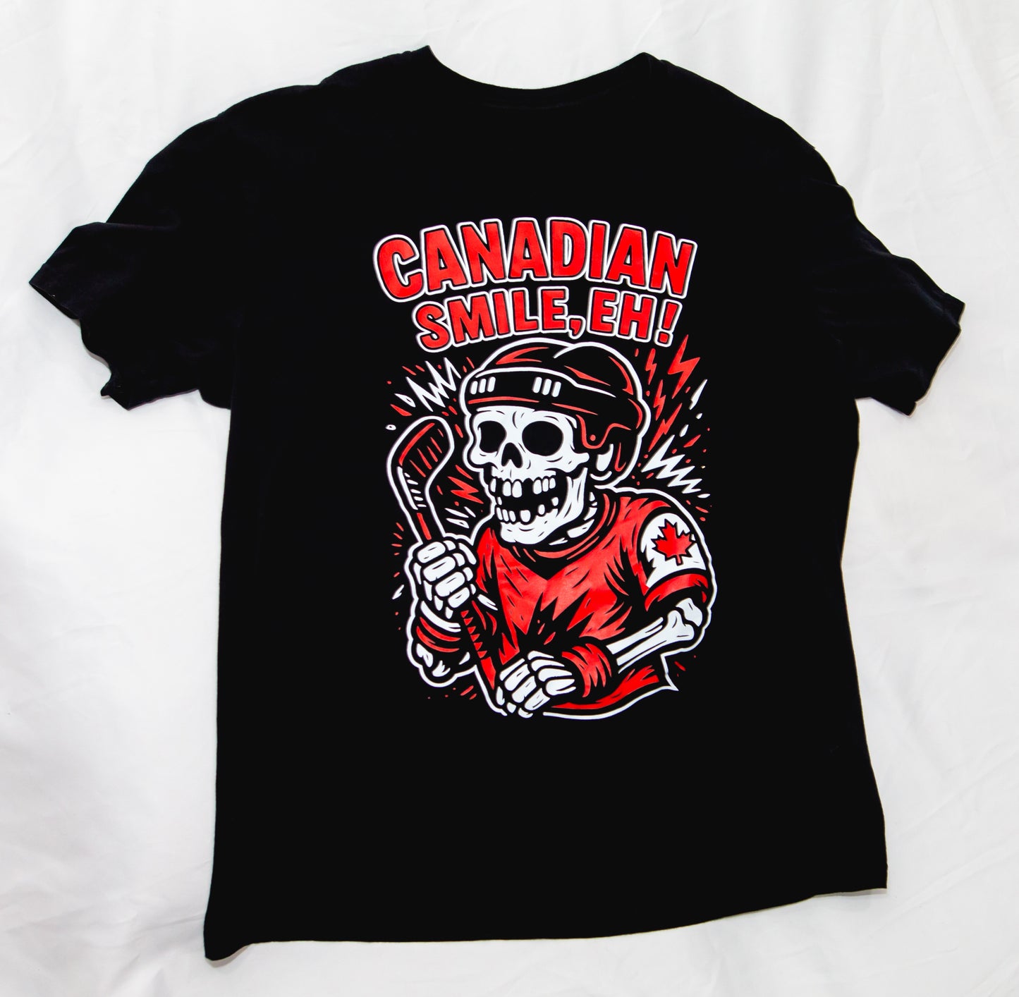 CANADIAN SMILE, EH ! TEE
